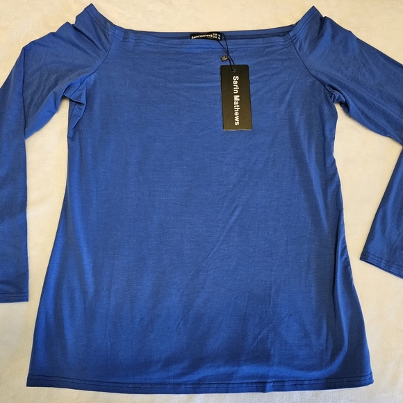 SOLD - Sarin Mathews Top - Picture 2 of 7